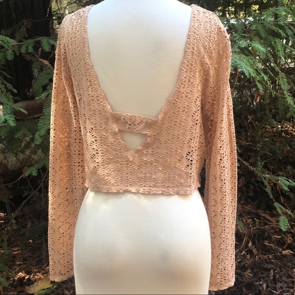 Free People Beach Long Sleeve Crop Top ✂️ Final - Picture 2 of 3